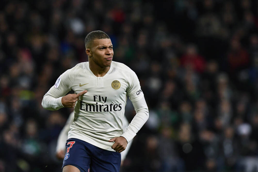 理想发布2025年三季度财报 第三季度营收274亿元